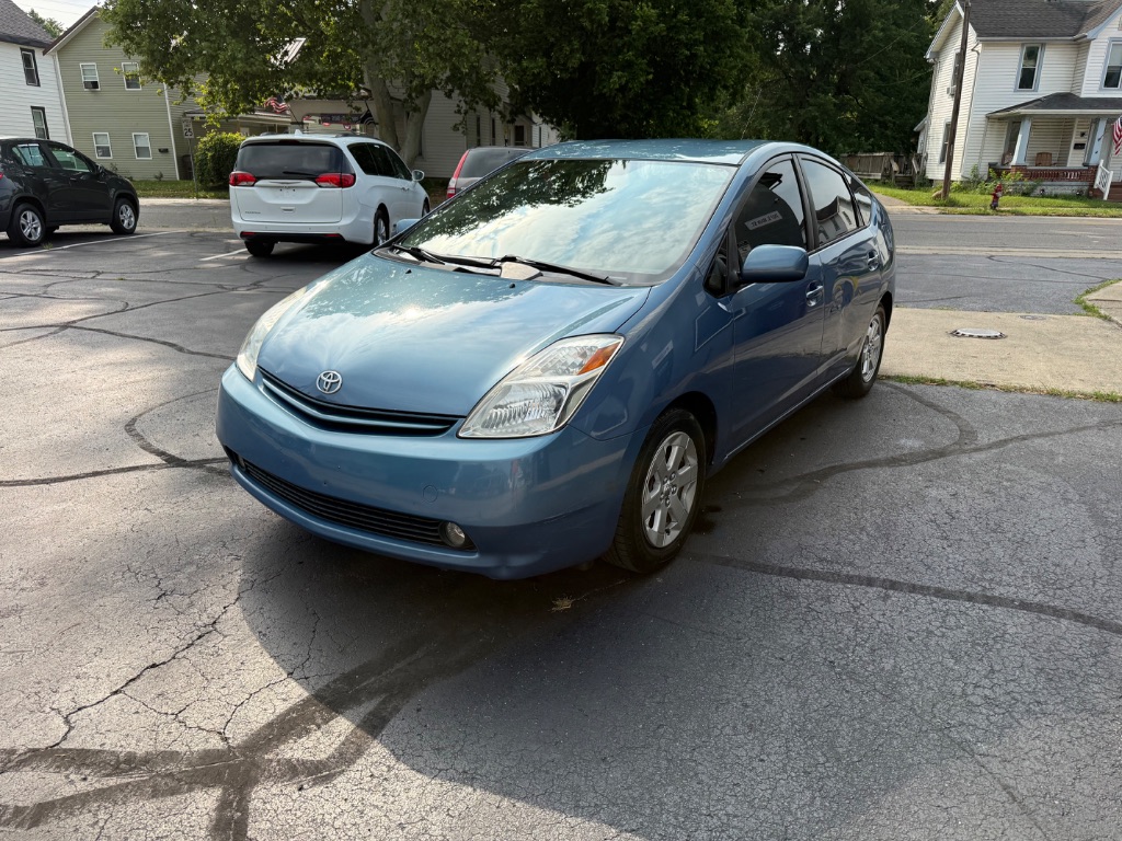 2005 Toyota Prius - $4,495