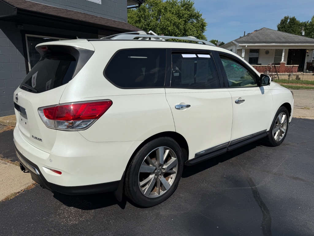 2015 Nissan Pathfinder - $10,500
