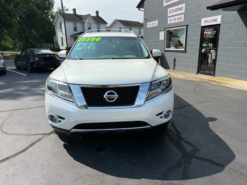 2015 Nissan Pathfinder - $10,500