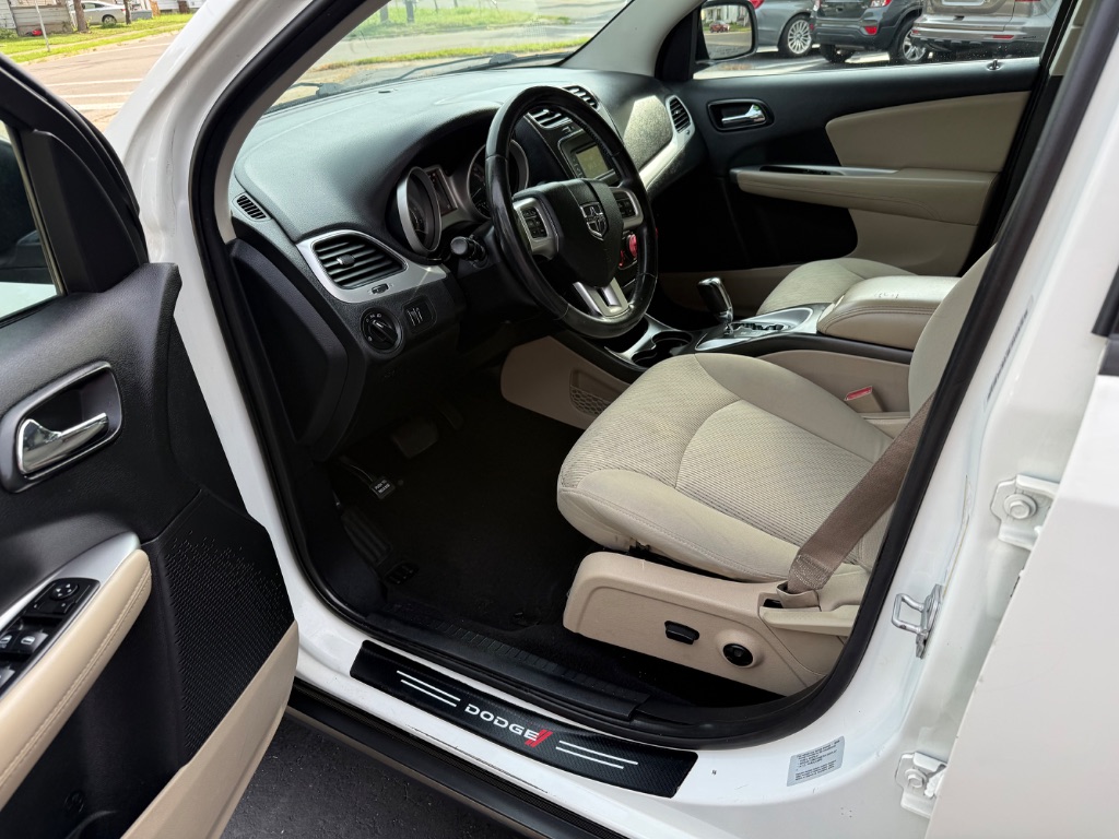2015 Dodge Journey - $4,995