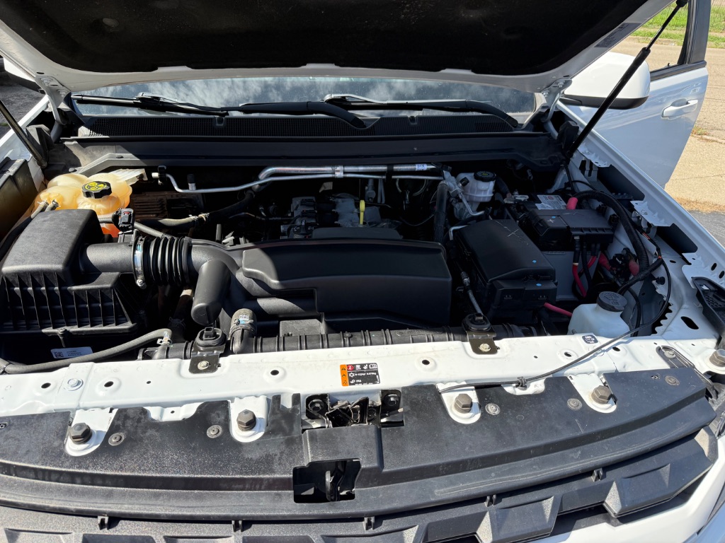 2022 Chevrolet Colorado - $17,500