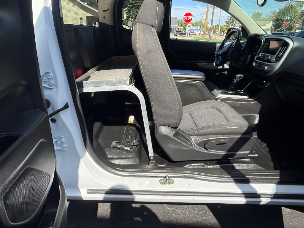 2022 Chevrolet Colorado - $17,500
