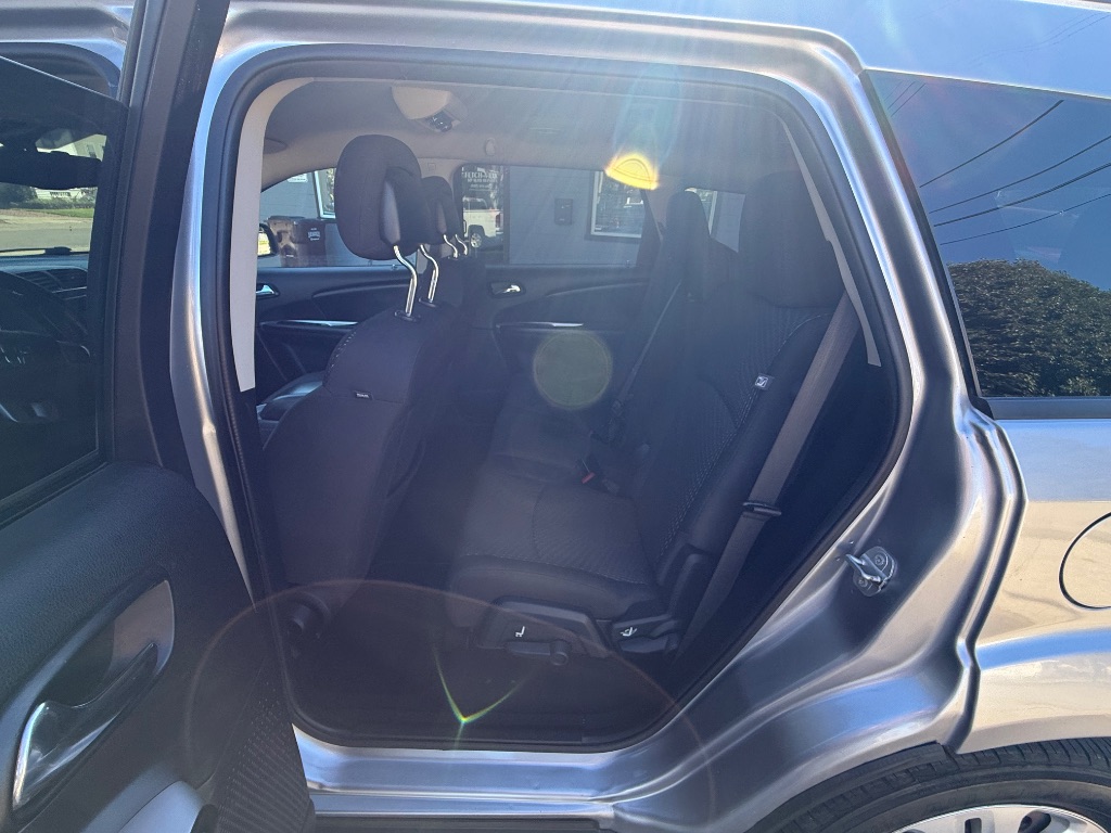 2017 Dodge Journey - $4,995