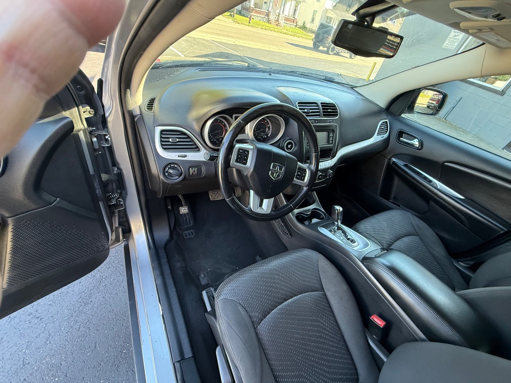 2017 Dodge Journey - $4,995