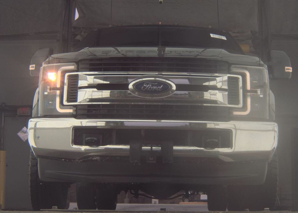 2019 Ford F-350 - $34,995