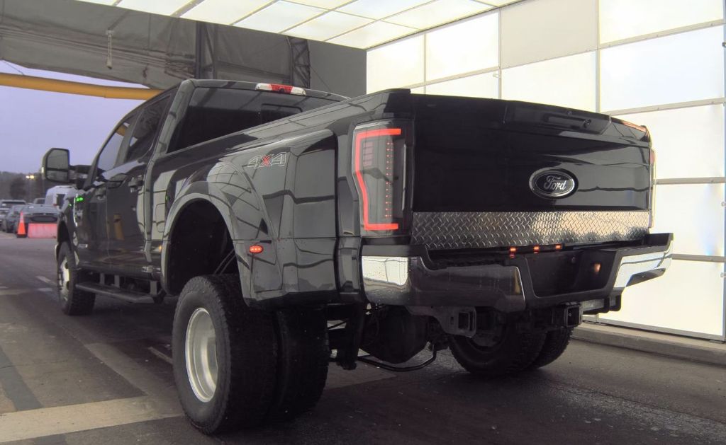 2019 Ford F-350 - $34,995