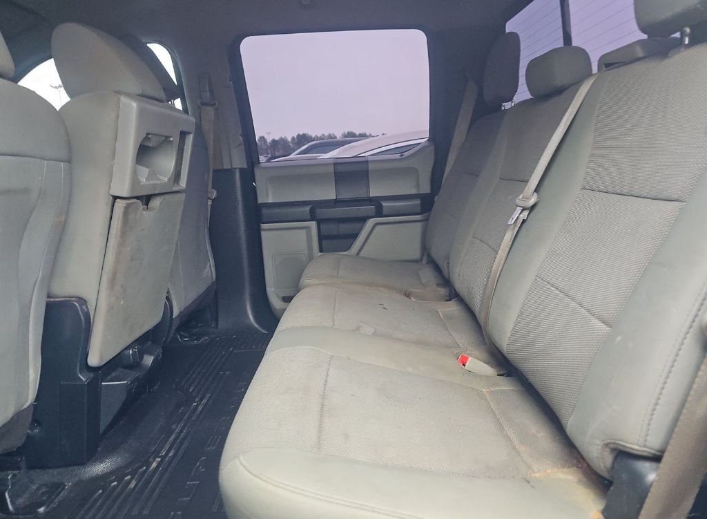 2019 Ford F-350 - $34,995