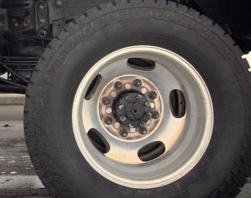 2019 Ford F-350 - $34,995
