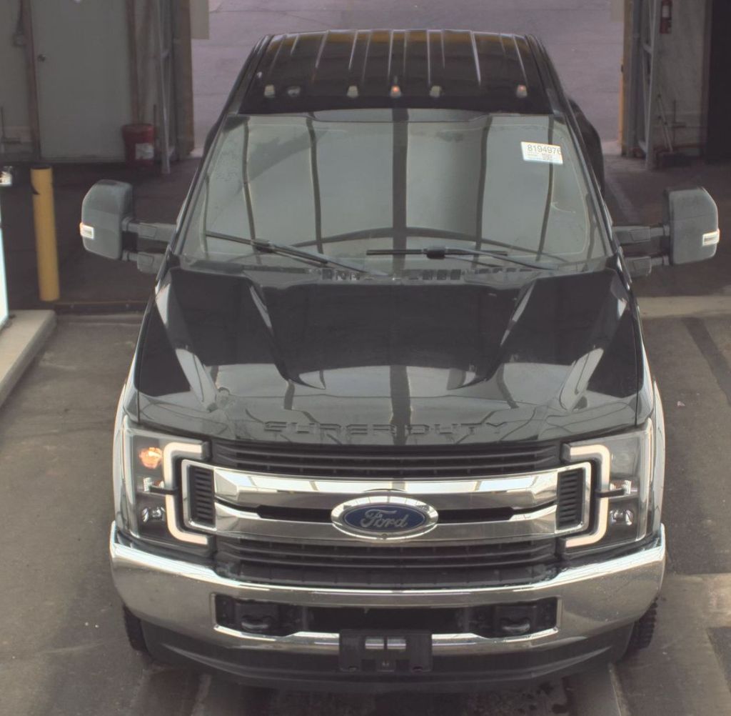 2019 Ford F-350 - $34,995