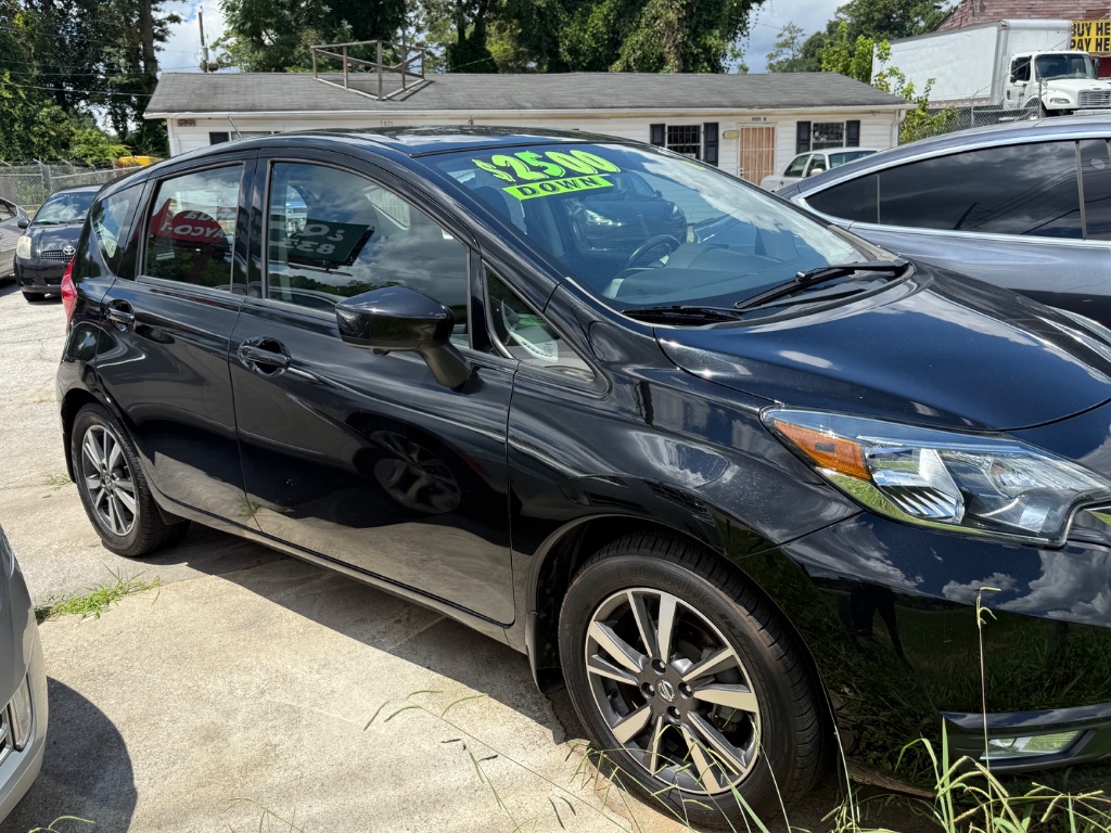 2017 Nissan Versa - $9,580