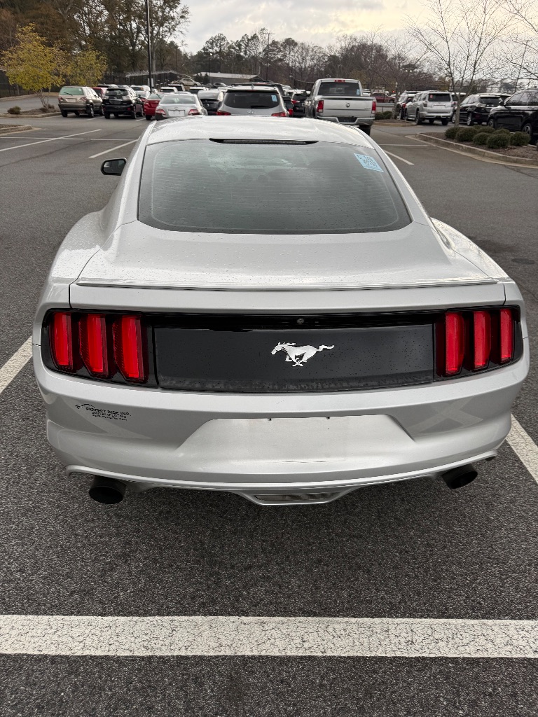 2015 Ford Mustang - $13,500