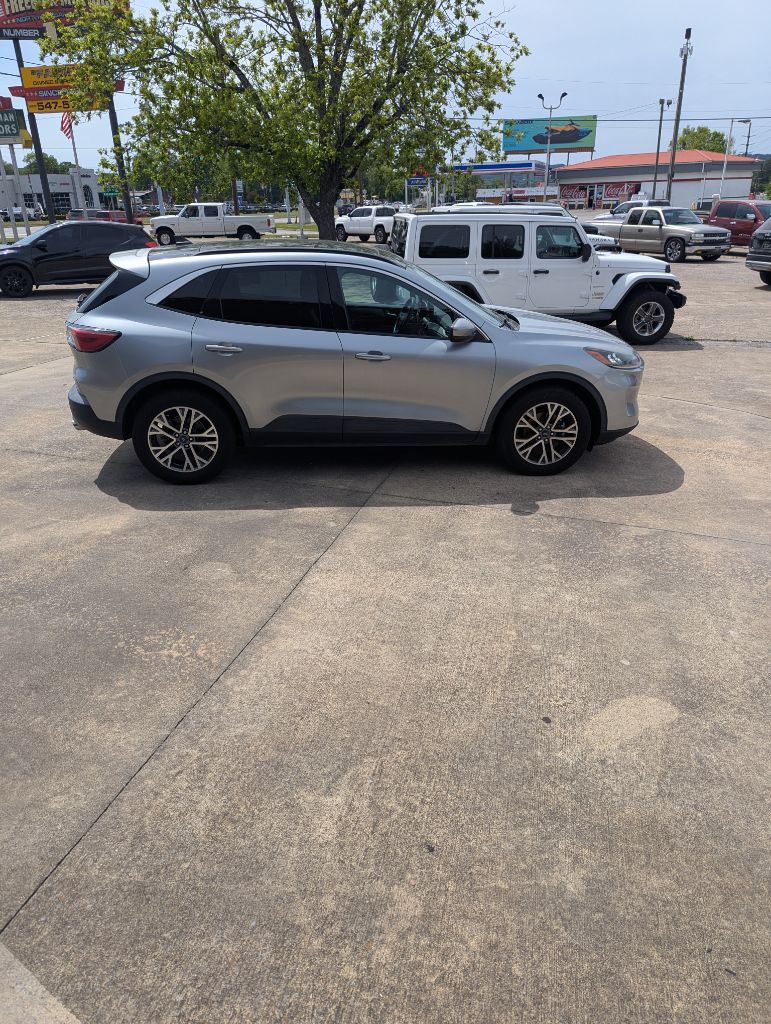2021 Ford Escape - $12,900