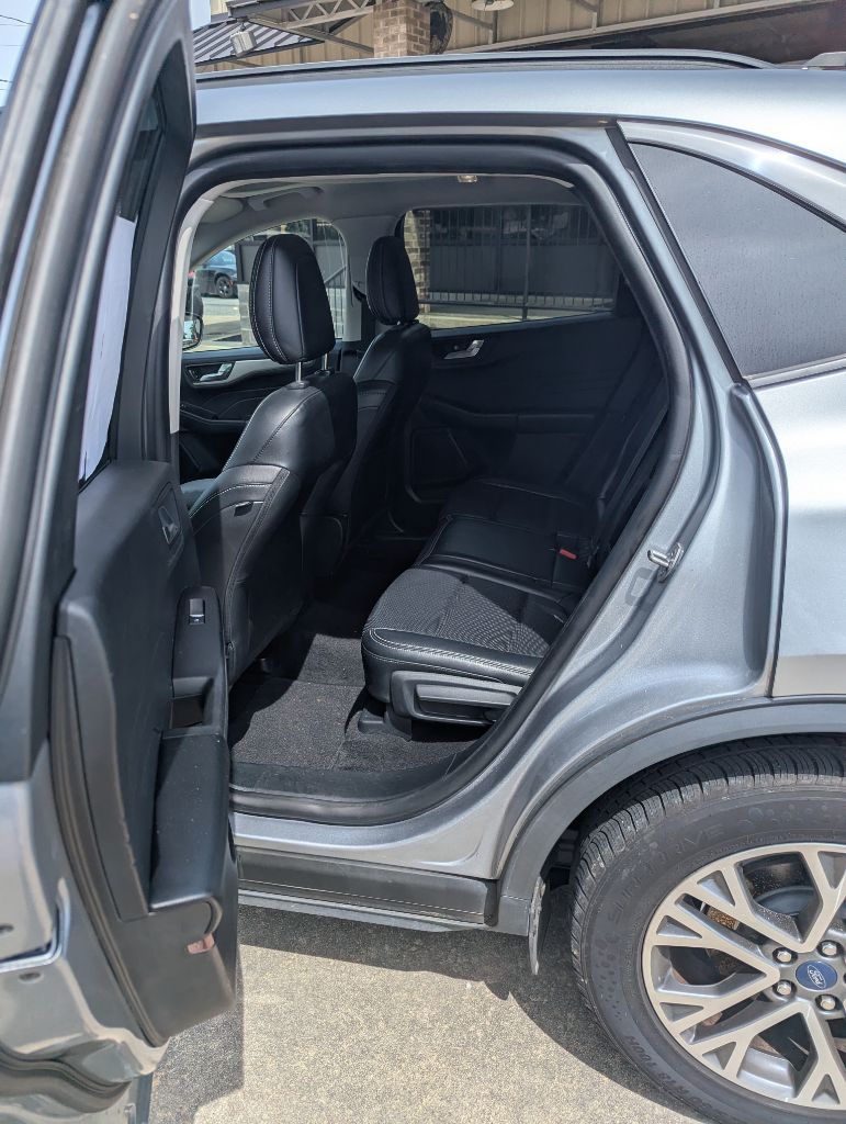 2021 Ford Escape - $12,900