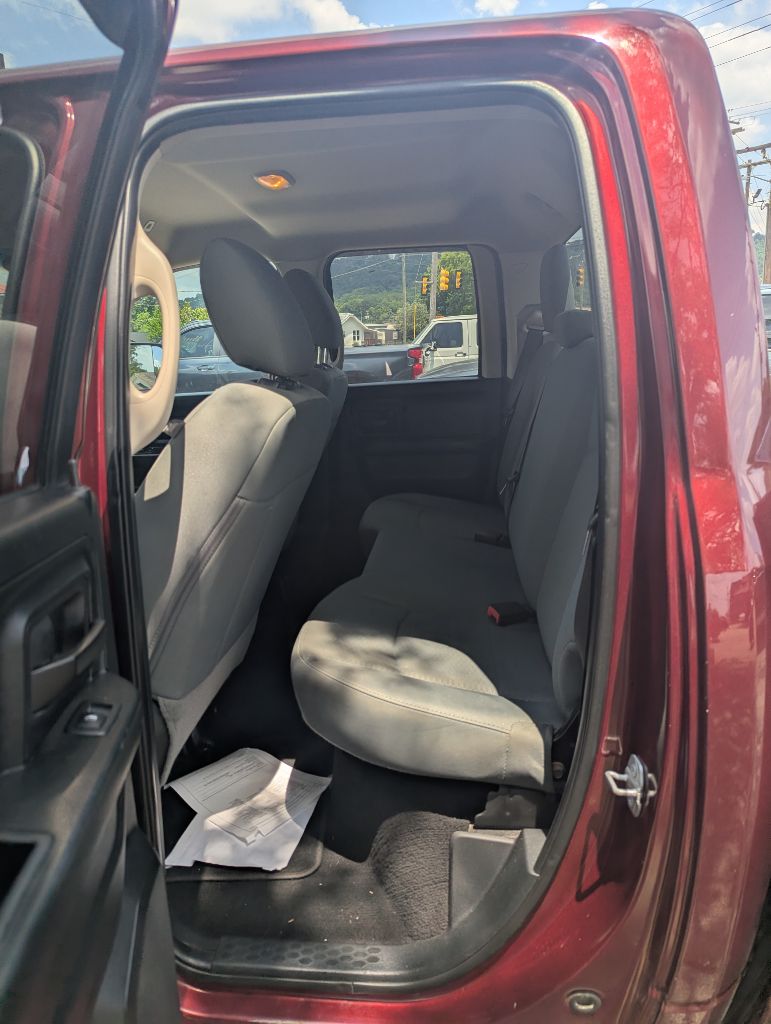 2018 Ram 1500 - $15,900