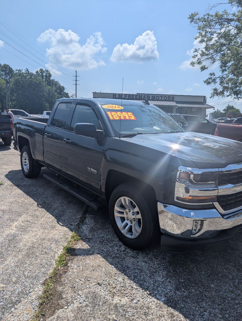 2019 Chevrolet Silverado Ld - $18,995
