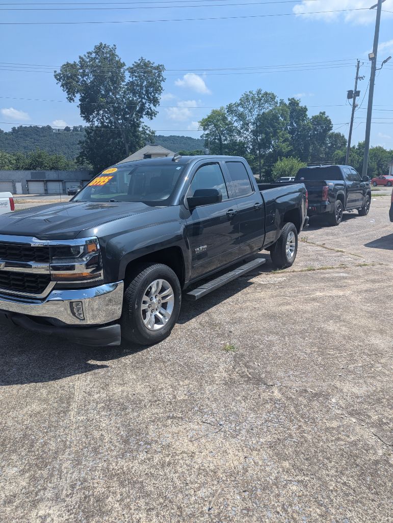 2019 Chevrolet Silverado Ld - $18,995