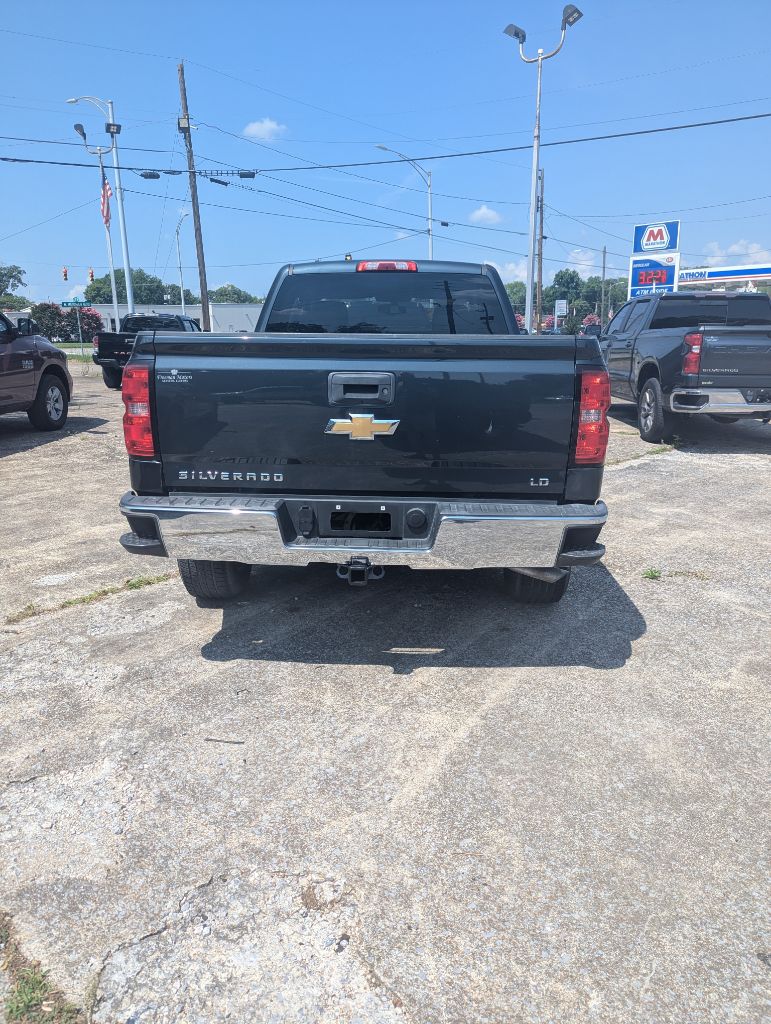 2019 Chevrolet Silverado Ld - $18,995