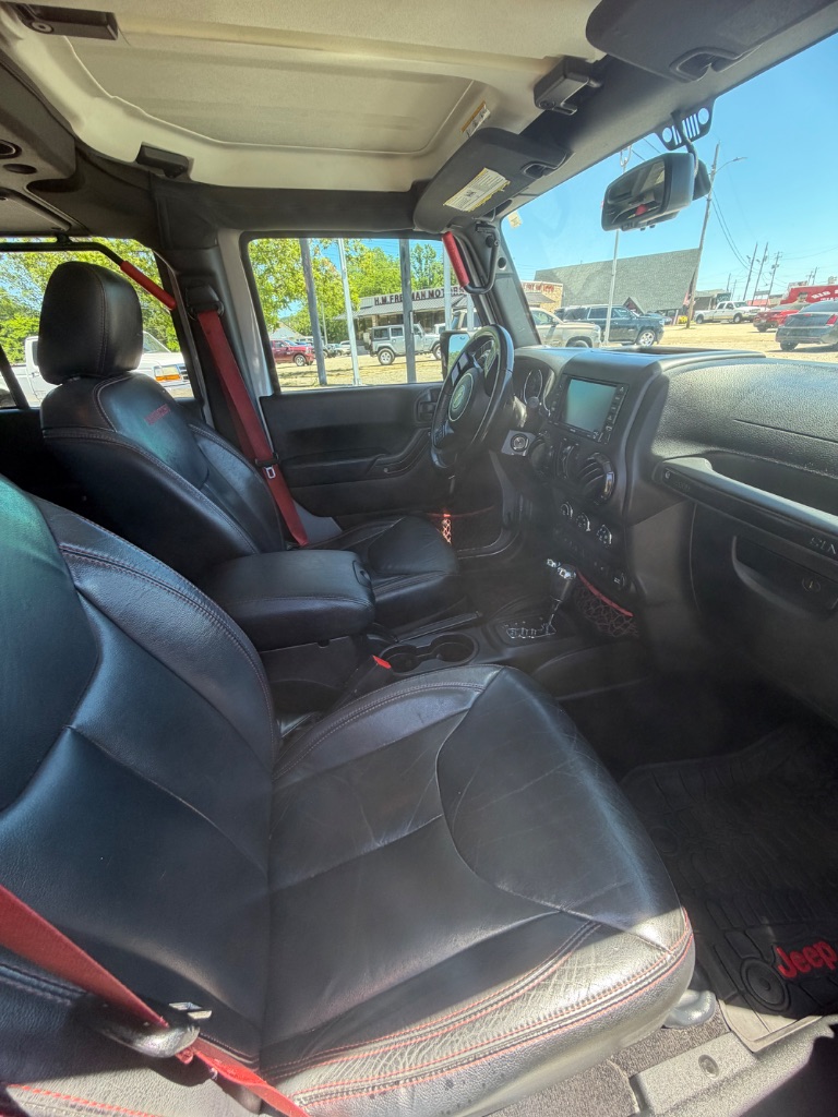 2018 Jeep Wrangler - $26,995