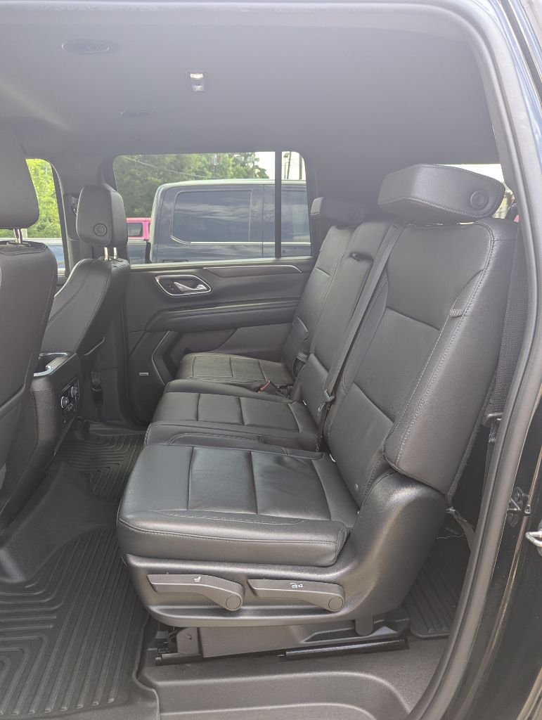 2022 Chevrolet Suburban - $36,995
