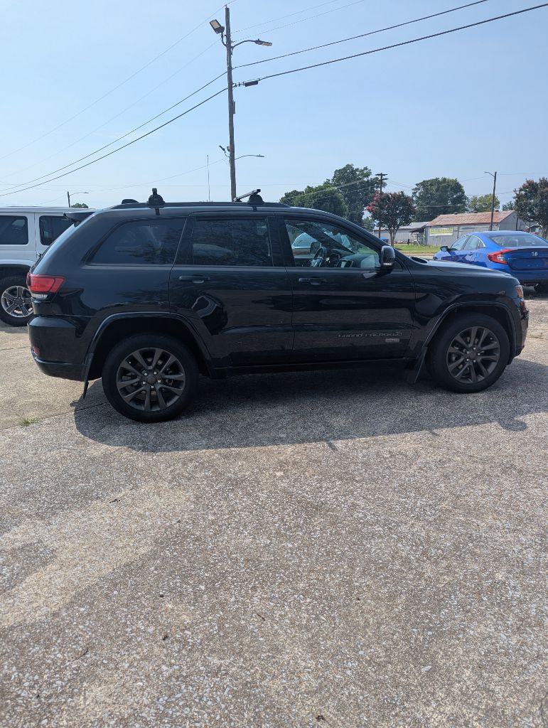 2016 Jeep Cherokee - $11,995