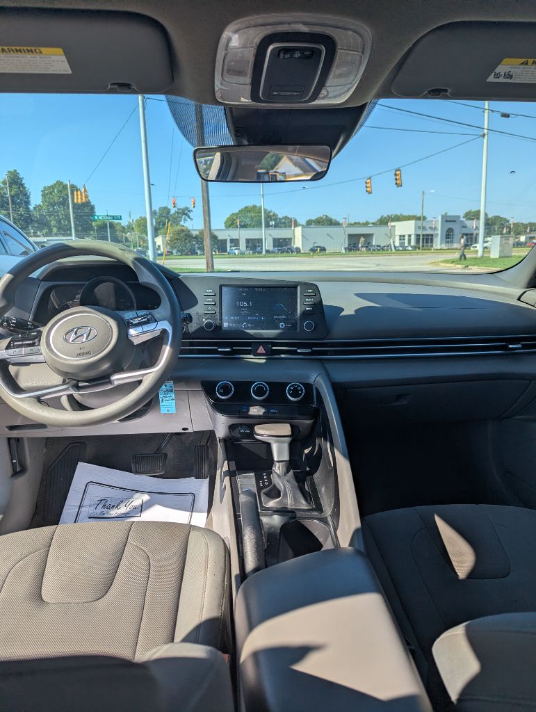 2023 Hyundai Elantra - $16,995