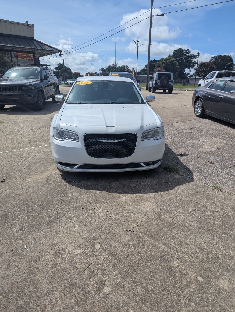 2018 Chrysler 300 - $12,995