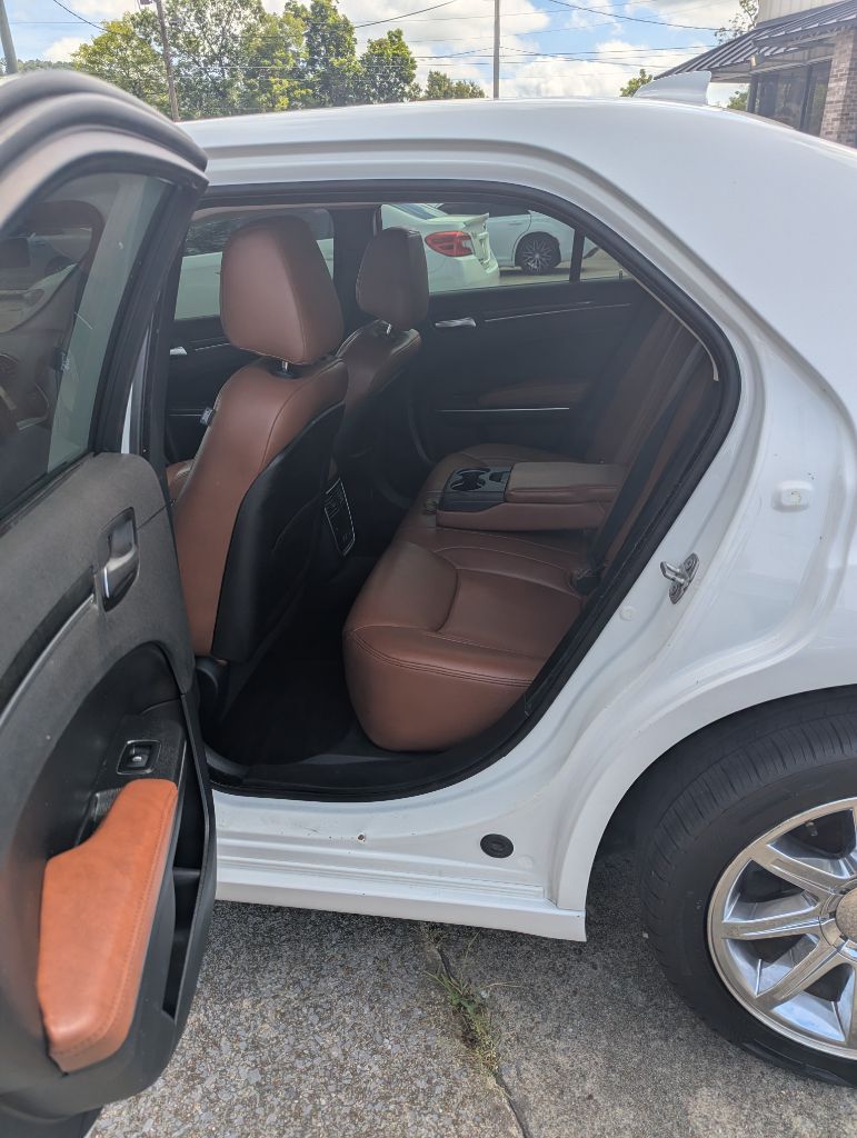 2018 Chrysler 300 - $12,995
