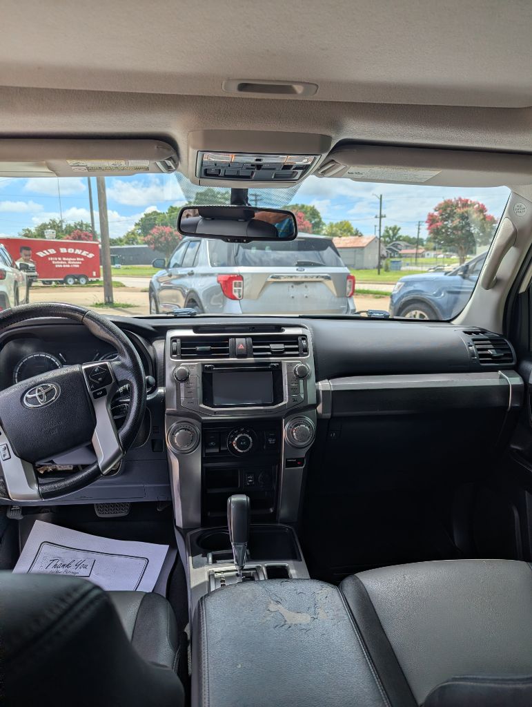 2014 Toyota 4Runner - $16,995