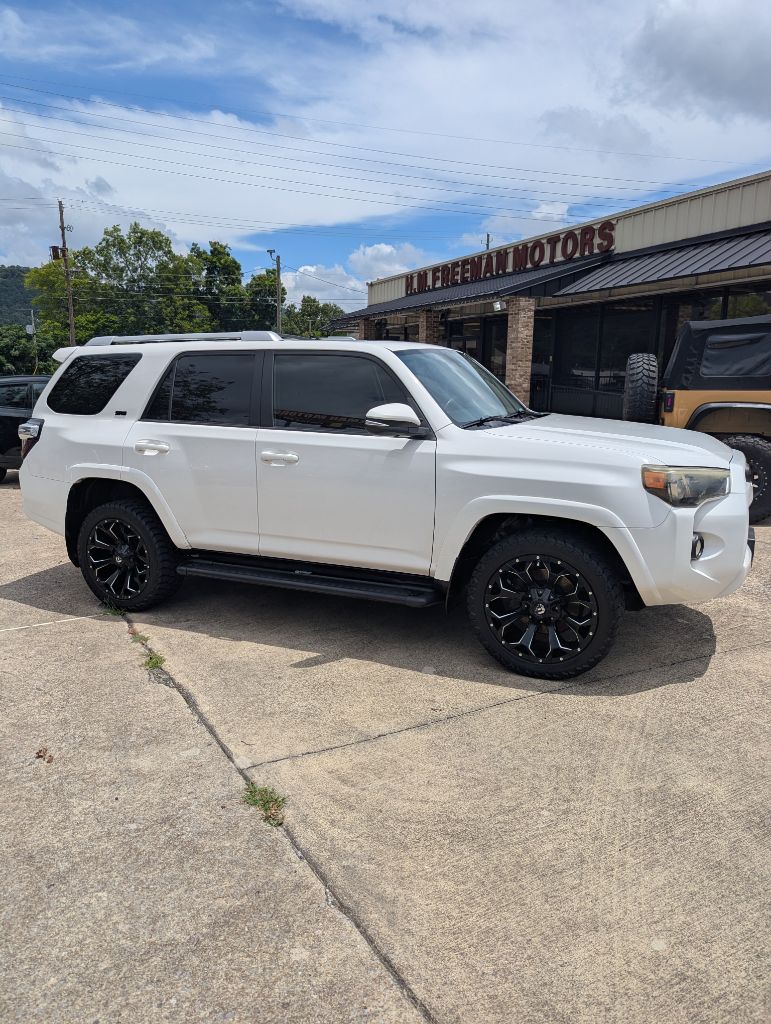 2014 Toyota 4Runner - $16,995