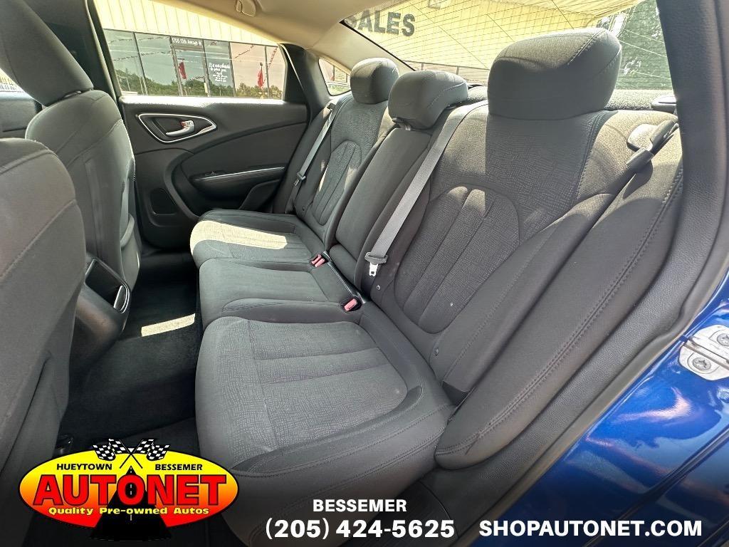 2016 Chrysler 200