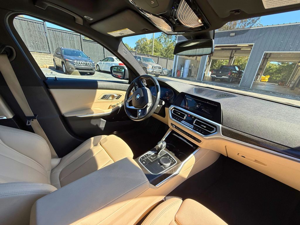 2021 BMW 330i