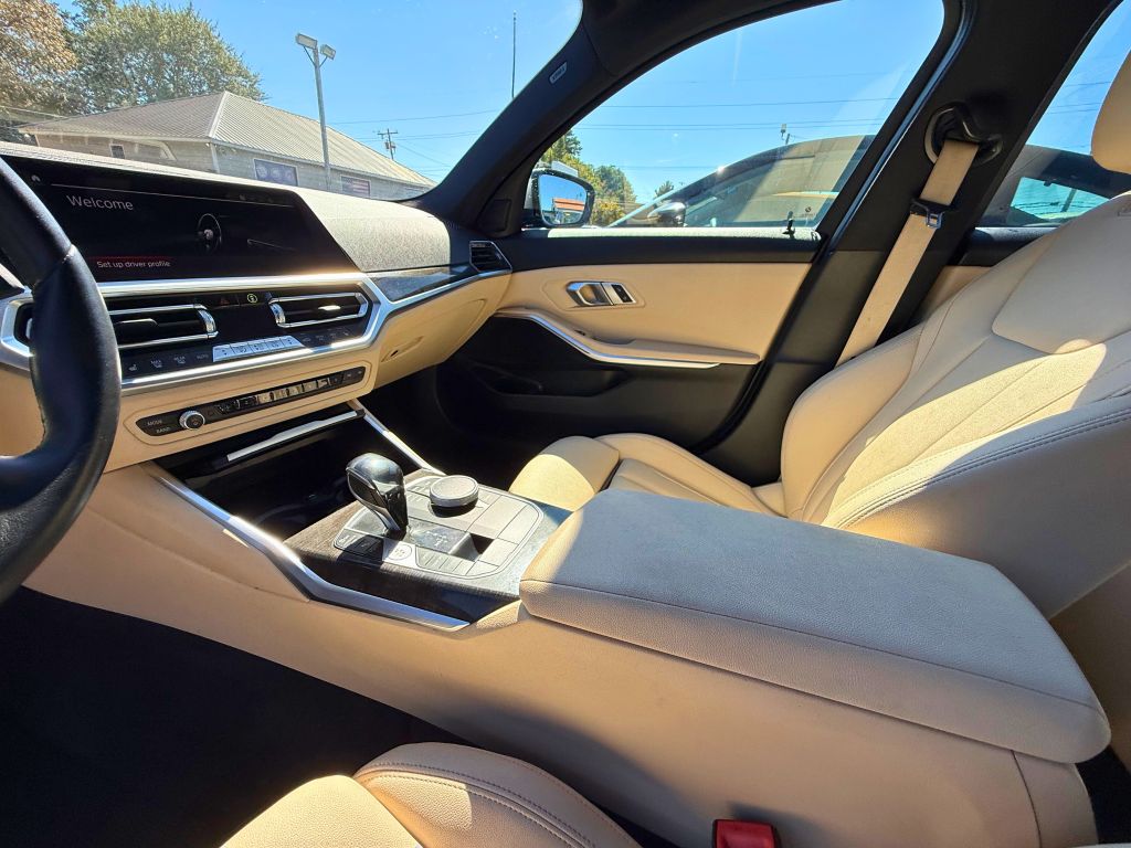 2021 BMW 330i