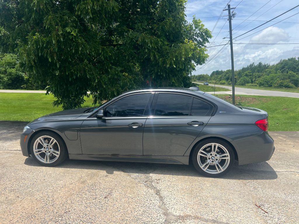 2018 BMW 330e