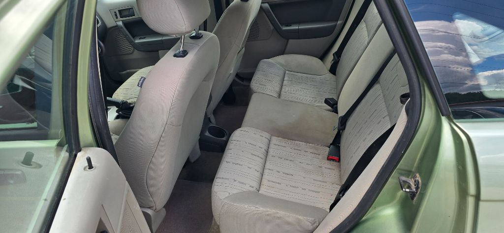2008 Ford Focus - $3,636