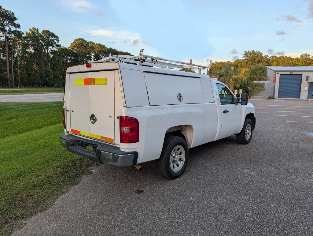 2013 Chevrolet Silverado - $11,900