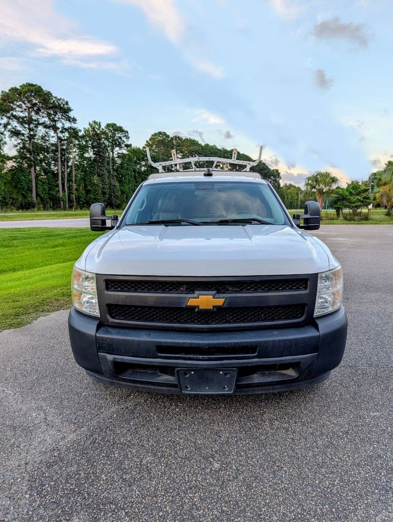 2013 Chevrolet Silverado - $11,900