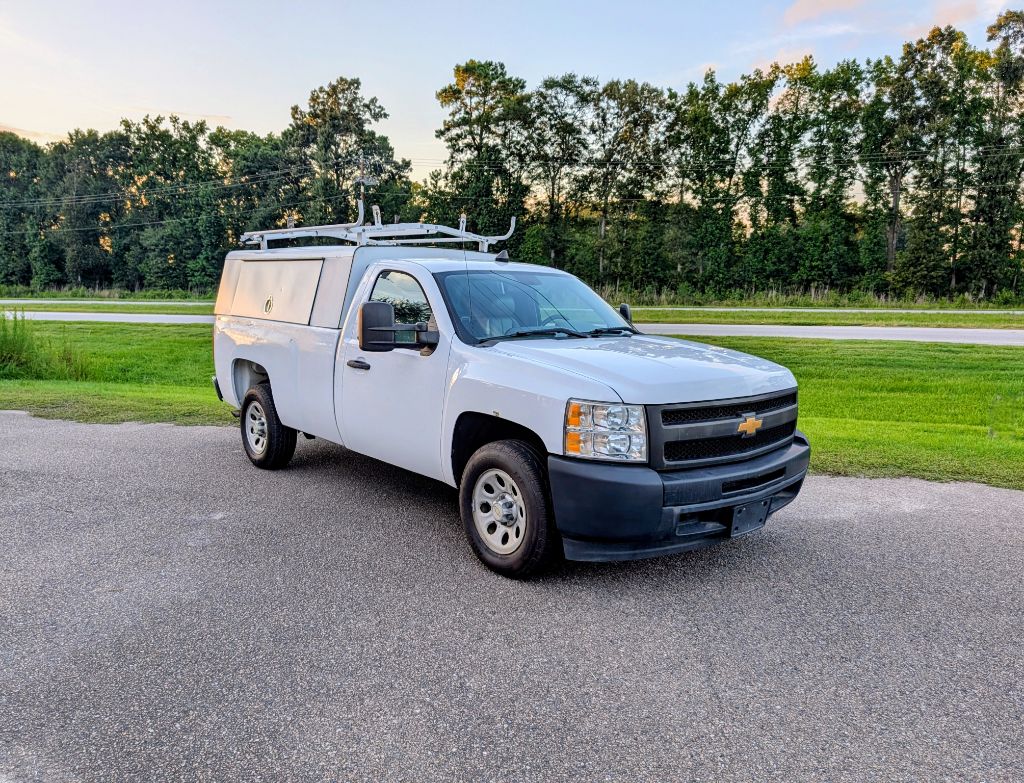 2013 Chevrolet Silverado - $11,900