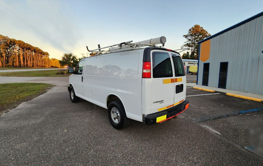 2013 Chevrolet Express - $10,900