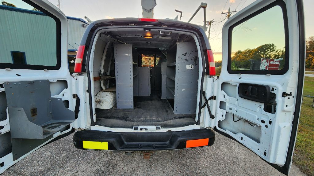 2013 Chevrolet Express - $10,900