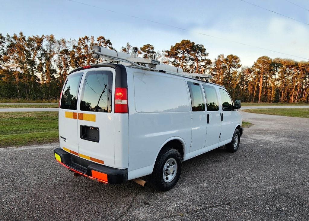 2013 Chevrolet Express - $10,900