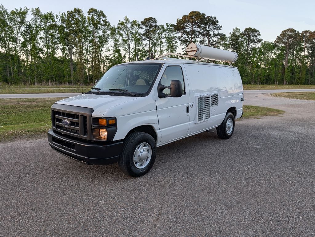 2008 Ford E-350 - $9,500