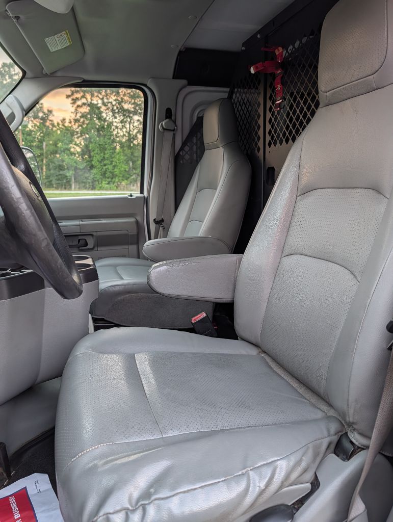 2011 Ford E-350 - $6,900