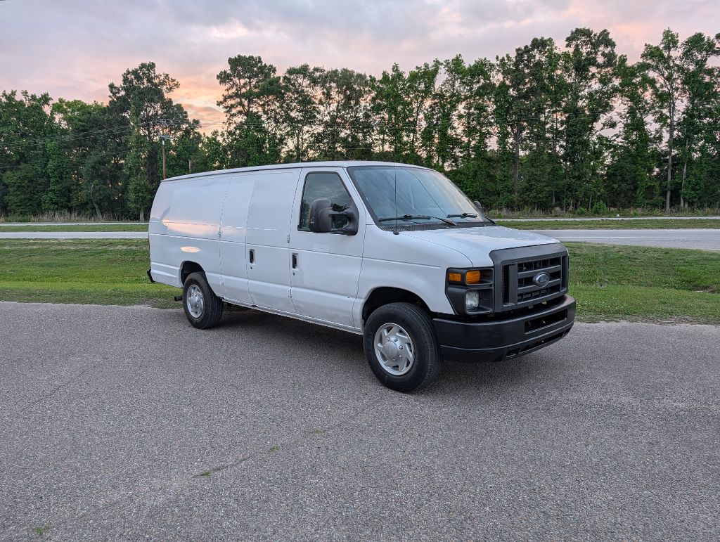 2011 Ford E-350 - $6,900
