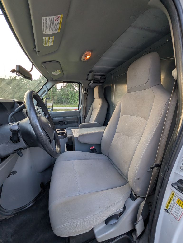 2014 Ford Econoline 250 - $7,900