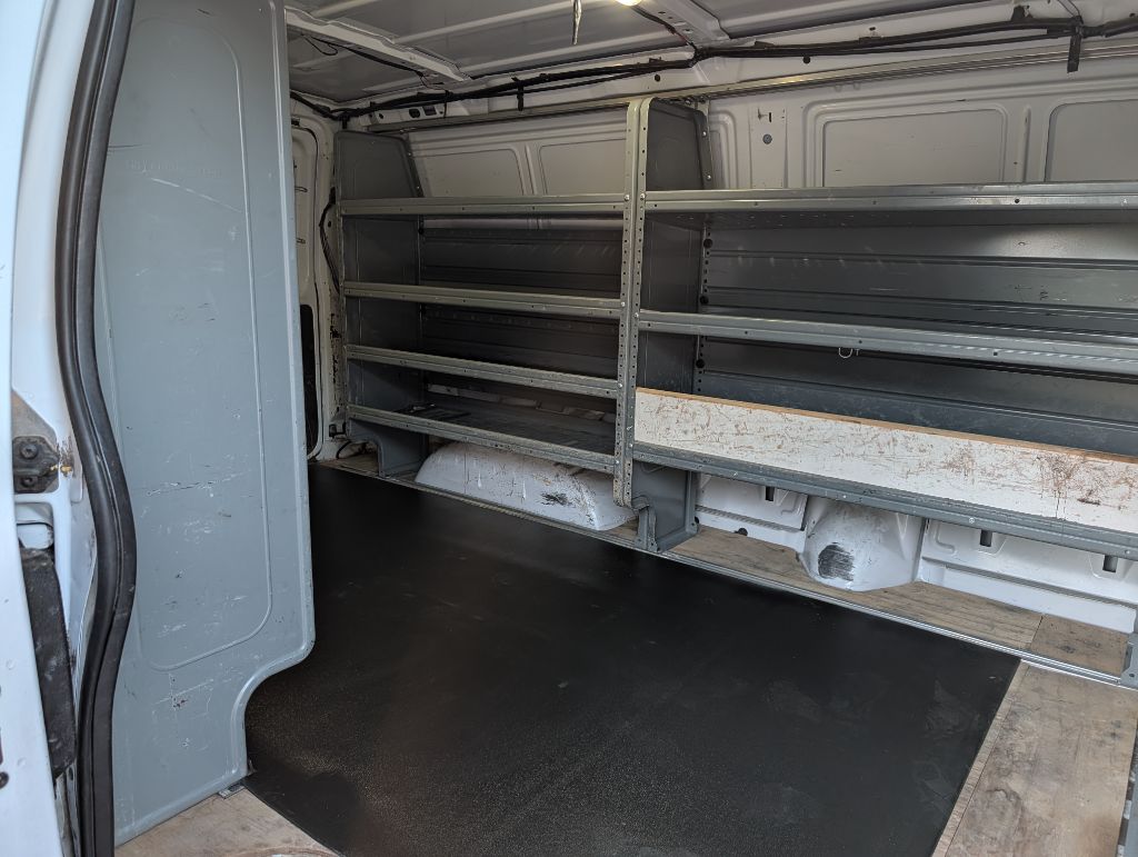2014 Ford Econoline 250 - $7,900