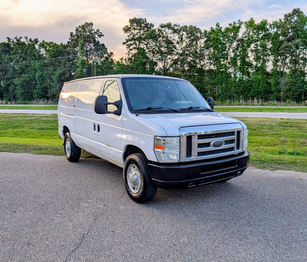 2014 Ford Econoline 250 - $7,900