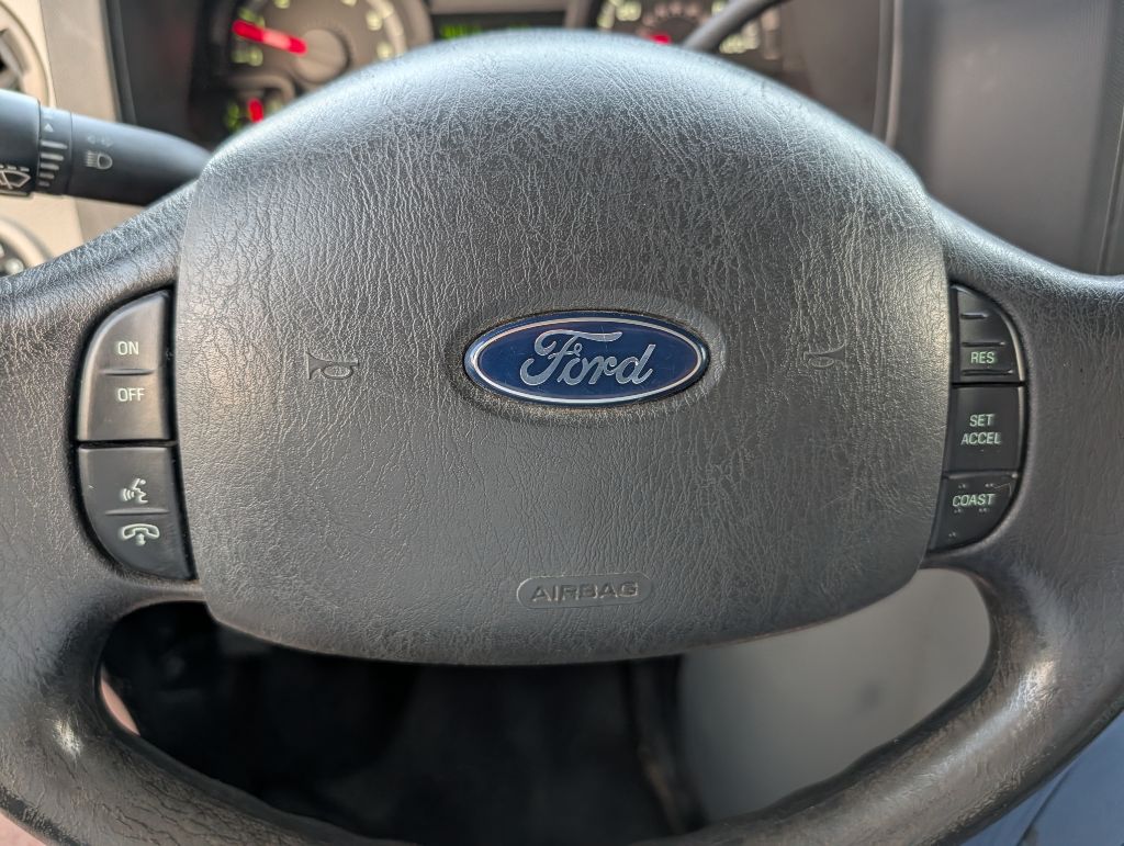 2014 Ford Econoline 250 - $7,900