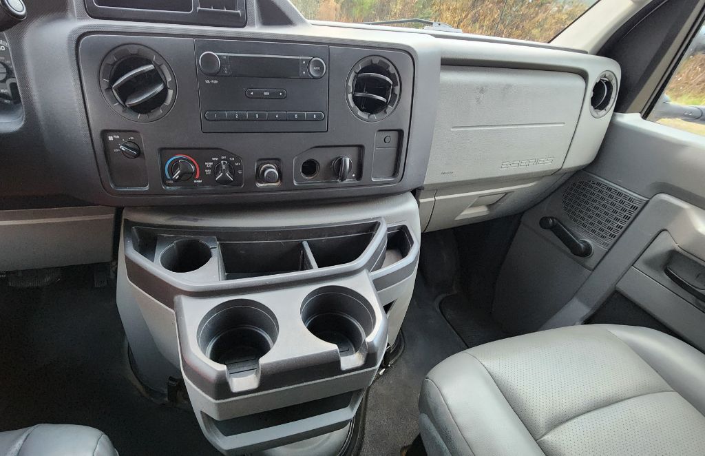 2010 Ford E-350 - $8,700