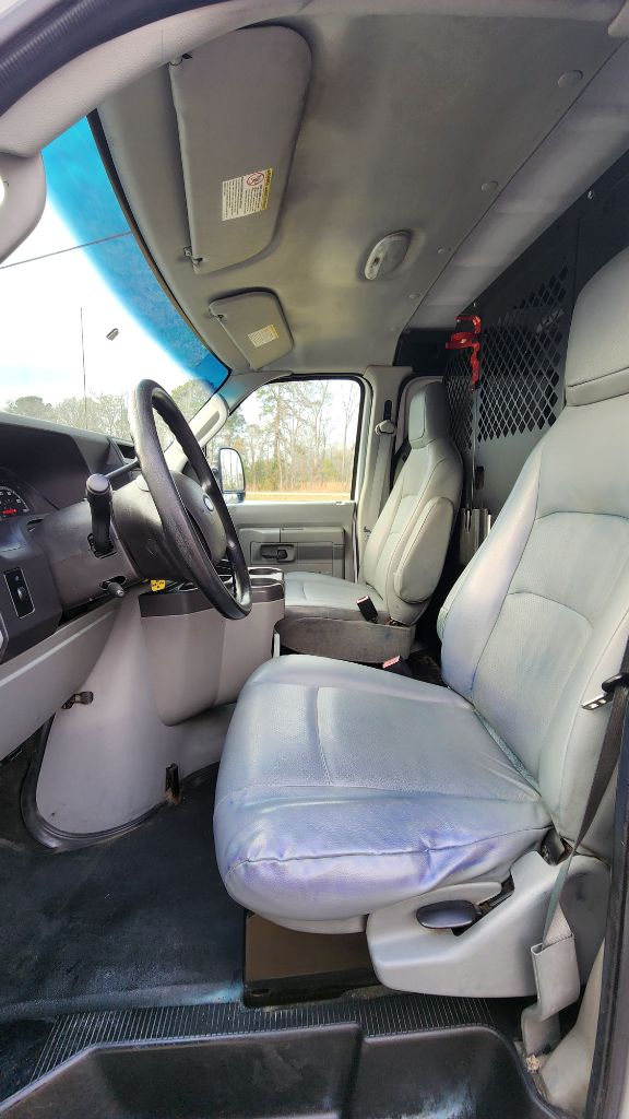 2010 Ford E-350 - $8,700