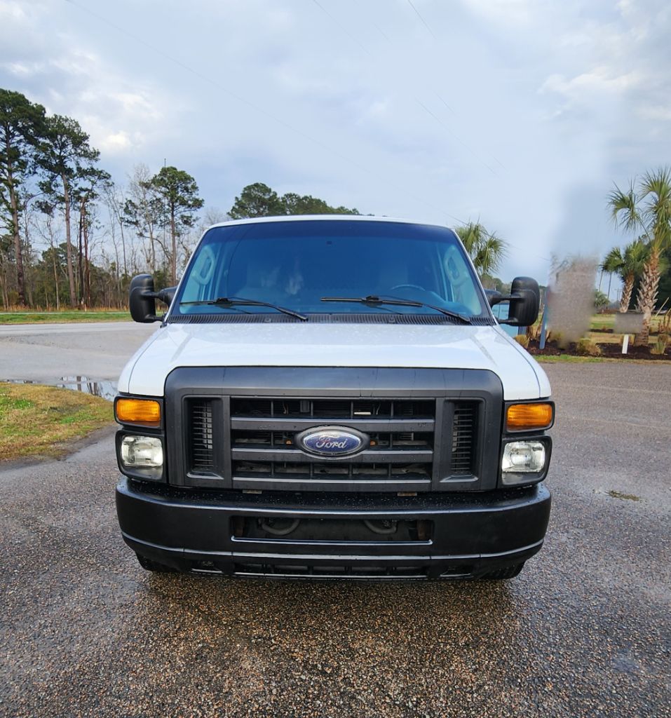 2010 Ford E-350 - $8,700